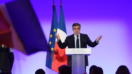 Le candidat de la droite à la présidentielle, François Fillon, à Pérols (Hérault), le 14 avril 2017. (PASCAL GUYOT / AFP)