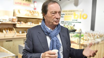 Michel-Edouard Leclerc dans le Centre Leclerc de Saintes (Charente) le 23 octobre 2018 (GEORGES GOBET / AFP)