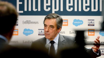 François Fillon, au salon des entrepreneurs à Paris, le 1er février 2017. (ERIC PIERMONT / AFP)