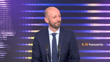 Stanislas Guerini, ministre de la Transformation et de la Fonction publiques, était jeudi 30 mars 2023 l’invité du 8h30 franceinfo. (franceinfo)