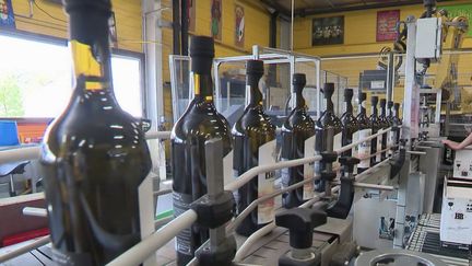 Savoir-faire : le succès des liqueurs artisanales de Provence. (FRANCE 2)