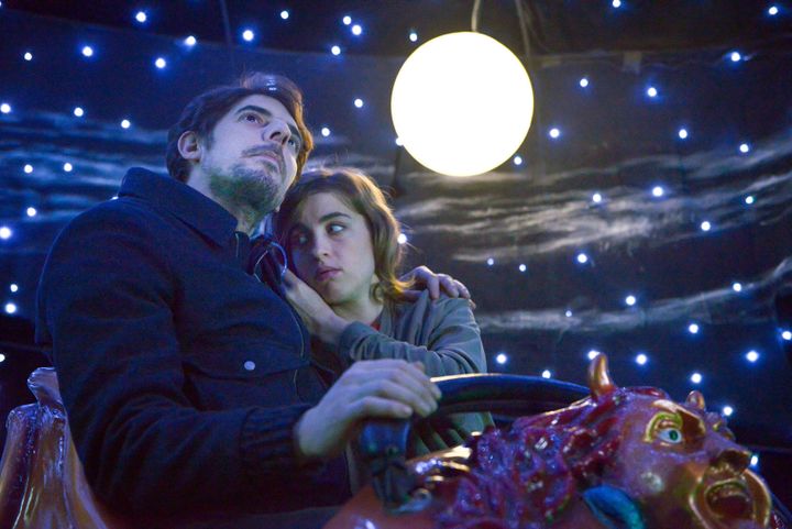 Adèle Haenel et  Damien Bonnard dans "En liberté !"
 (Memento Films Distribution)