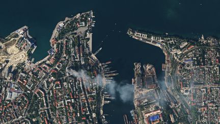 Une image satellite montre une vue aérienne de Sébastopol, en Crimée annexée, après une attaque contre le quartier général de la flotte de la mer Noire, le 22 septembre 2023. (HANDOUT / PLANET LABS PBC / AFP)