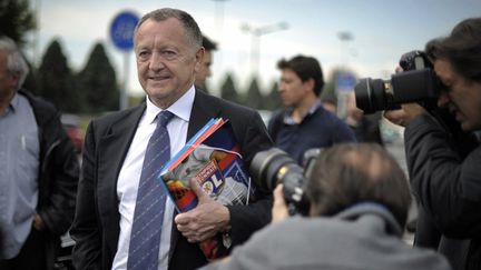 Jean-Michel Aulas sur les lieux du futur Grand Stade 