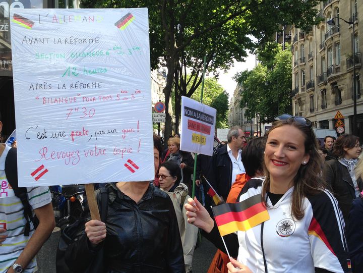 Anne-Sophie est professeure d'allemand dans le Val-de-Marne. Elle enseigne &agrave; une classe bilangue.&nbsp; (JULIE RASPLUS / FRANCETV INFO)