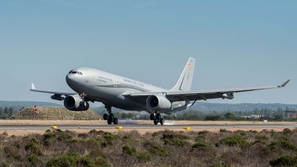 Arrivée, le 29 septembre 2018, sur l'aéroport d'Istres, de l'A330 MRTT, le nouveau ravitailleur de l'armée de l'air. (ALAIN COURTILLAT / ARMEE DE L'AIR / DEFENSE)