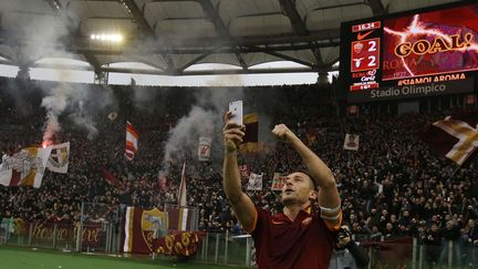 Le doublé de Francesco Totti a évité à la Roma une défaite dans le derby face à la Lazio. (GREGORIO BORGIA/AP/SIPA / AP)