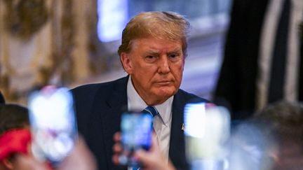 Le candidat aux primaires républicaines Donald Trump après les résultats du "Super Tuesday", le 5 mars 2024, depuis sa résidence de Mar-à-Lago (Floride, Etats-Unis). (CHANDAN KHANNA / AFP)