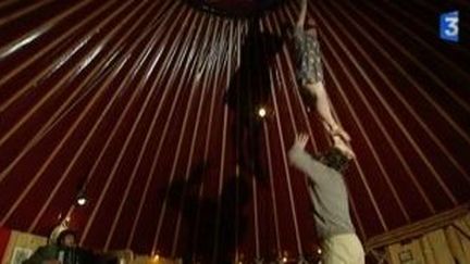 Le cirque Plein d&#039;Air et sa &quot;yourte chapiteau&quot;...
 (Culturebox)