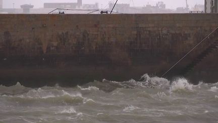 Météo : la Loire-Atlantique placée en vigilance rouge pluie-inondation