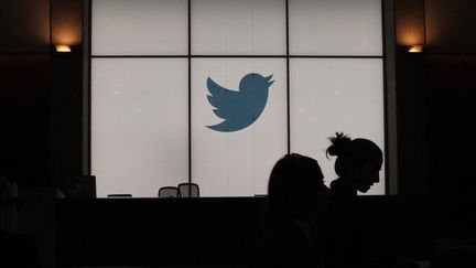 Le logo Twitter à San Francisco (Etats-Unis), le 13 août 2019. (GLENN CHAPMAN / AFP)