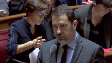 “Les militaires seront là pour épauler les forces de sécurité, pas pour gérer l’ordre public” affirme Christophe Castaner (Public Sénat)