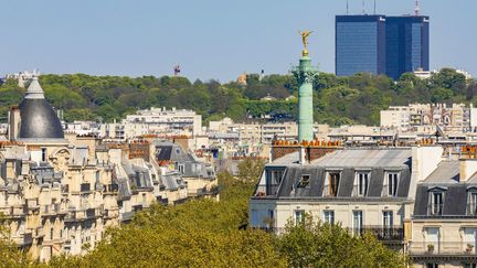 Une vue de Paris avec la colonne de Juillet, érigée sur la place de la Bastille. (GARDEL BERTRAND / HEMIS.FR / HEMIS.FR / AFP)