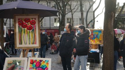 La place du Tertre, à Montmartre, à Paris, le 5 janvier 2022.&nbsp; (MYRIAM TIRLER / HANS LUCAS / AFP)