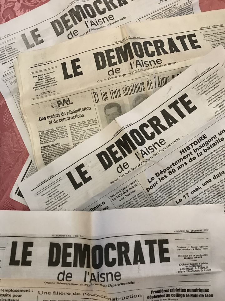 Plusieurs numéros du journal Le Démocrate de l'Aisne (Valérie Gaget)