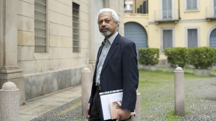 L'écrivain tanzanien&nbsp;Abdulrazak Gurnah à Modène, en Italie, le 6 avril 2006 (LEONARDO CENDAMO / HULTON ARCHIVE)