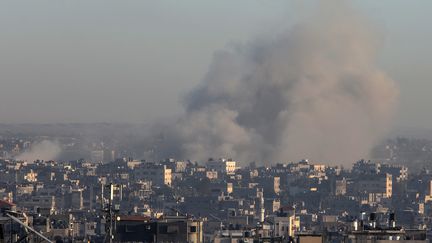 La ville de Rafah dans la bande de Gaza, le 16 décembre 2023. (ABED RAHIM KHATIB / ANADOLU / AFP)