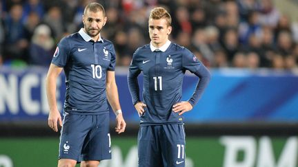 Karim Benzema associé à Antoine Griezmann sous le maillot de l'équipe de France, cela a déjà eu lieu, comme ici le 14 novembre 2014 contre l'Albanie. (MAXPPP)