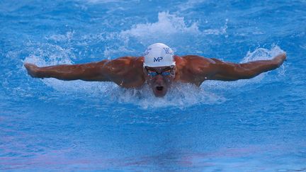 Michael Phelps dans son exercice favori du papillon (RONALD MARTINEZ / GETTY IMAGES NORTH AMERICA)