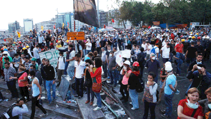  (Une manifestation contre la politique du gouvernement Erdogan place Taksim en 2013 © MaxPPP)