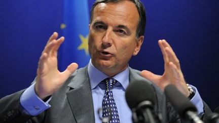 Le ministre des Affaires étrangère italien, Franco Frattini, donne une conférence de presse, le 21 avril 2011. (AFP - John Thys)