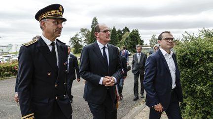 Jean Castex s'est rendu samedi 4 juillet dans une usine de Corbeille-Essonnes (Essonne) pour son premier déplacement officiel en tant que Premier ministre. (THOMAS COEX / AFP)