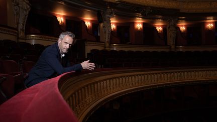 Louis Langrée, directeur du théâtre national de l'Opéra-Comique, le 6 septembre 2022 à la Salle Favart (JOEL SAGET / AFP)