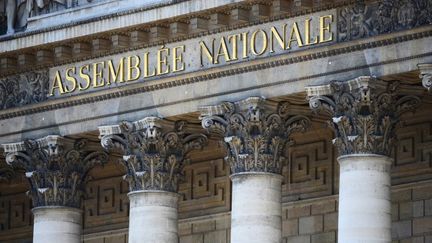 La fa&ccedil;ade du Palais-Bourbon, o&ugrave; si&egrave;ge l'Assembl&eacute;e nationale, &agrave; Paris. (FREDERIC SOREAU / PHOTONONSTOP / AFP)