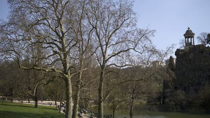 Le parc des Buttes-Chaumont, à Paris, le 4 juin 2015. (VALERIY MELNIKOV / RIA NOVOSTI / AFP)