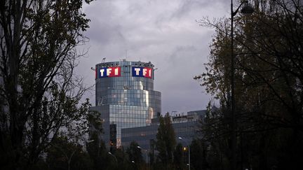 La façade du bâtiment du groupe de télévision TF1. (MAXPPP)