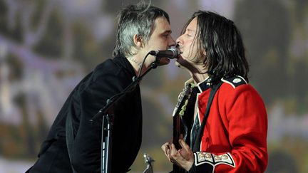 Peter Doherty et Carl Barat des Libertines, au concert de Hyde Park (Londres) le 5 juillet 2014.
 (Brian Rasix / Rex /Sipa)