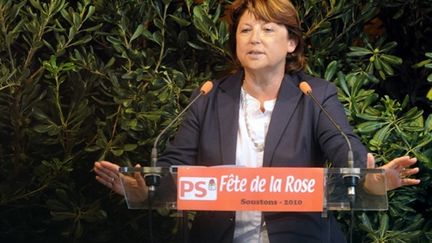 Martine Aubry à la fête de la rose, à Soustons (Landes), le 25/9/2010 (AFP/Jean-Pierre Muller)