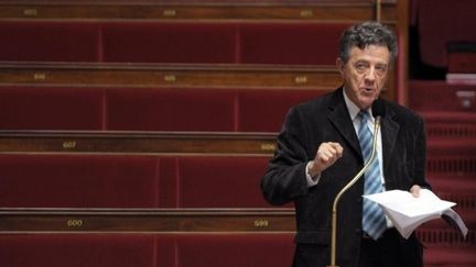 Yves Cochet a été élu député de la 11ème circonscription de Paris, le 16 juin 2002. (AFP - OLIVIER LABAN-MATTEI)