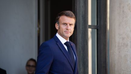 Emmanuel Macron reçoit jeudi 12 octobre, à l'Élysée les chefs de tous les partis politique pour discuter de la guerre entre Israël et le Hamas. (ALEXIS SCIARD / MAXPPP)