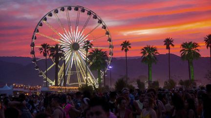 Coucher de soleil sur le festival Coachella dans le désert californien, le 21 avril 2018.
 (Amy Harris/AP/SIPA)