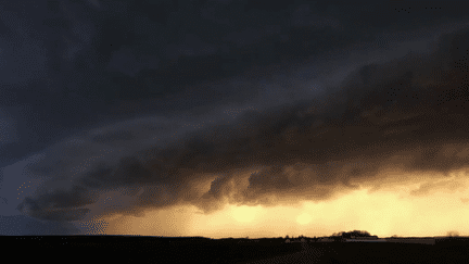 Intempéries : des orages inédits ont balayé la France (France 2)