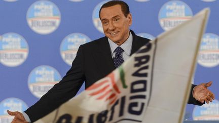 L'ancien pr&eacute;sident du Conseil italien, Silvio Berlusconi, lors d'un meeting de son parti Le peuple de la libert&eacute;, le 7 f&eacute;vrier 2013.&nbsp; (ANDREAS SOLARO / AFP)