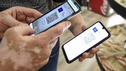 Pass sanitaire : Des entreprises mettent en place des alternatives au QR code