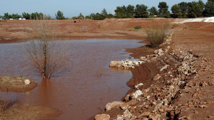 Des boues rouges près du site de Gardanne. (Photo d'archive) (ANNE-CHRISTINE POUJOULAT / AFP)