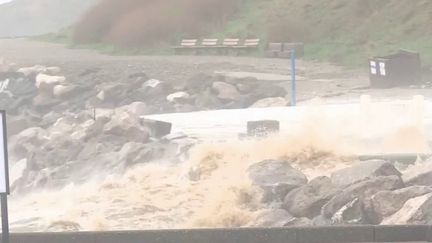 Tempête Ciaran : le littoral des Hauts-de-France balayé (France 2)