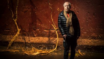 Le dramaturge et cinéaste britannique Peter Brook au Théâtre des Bouffes du Nord à Paris,en 2018. (LIONEL BONAVENTURE / AFP)