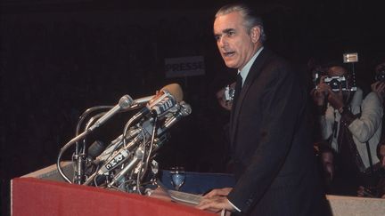 Jacques Chaban-Delmas,candidat de l'UDR à l'élection présidentielle de 1974, en meeting à Paris, le 2 mai 1974.&nbsp; (MARC CHARUEL / MARC CHARUEL)