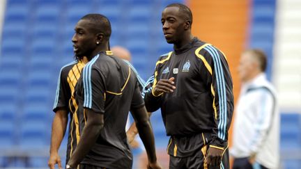 Mamadou Niang&nbsp;(G) et Souleymane Diawara (D) sous les couleurs de l'Olympique de Marseille, le 29 septembre 2009 &agrave; Madrid (Espagne).&nbsp; (  MAXPPP)