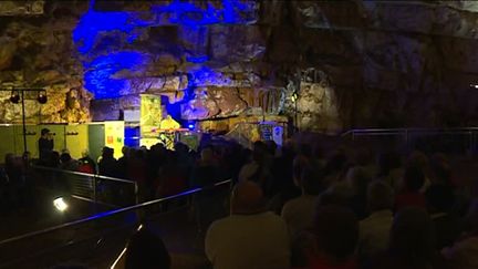 Concert dans une grotte
 (France 3 / Culturebox / capture d&#039;écran)