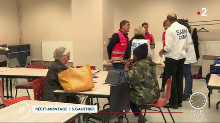 La cellule psychologie ouverte pour les Rouennais, après l'incendie de l'usine Lubrizol. (France 2)