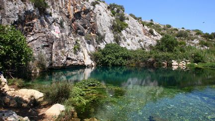 Le gouffre de Font-Estramar à Salses-le-Château, dans les Pyrénées-Orientales, le 1er juin 2017. (CLEMENTZ MICHEL / MAXPPP)