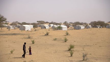 &nbsp; (La première explosion a eu lieu au marché aux poissons, les deux autres dans un camp de réfugiés, à Baga Sola (photo d'illustration d'un camp de réfugiés à Baga Sola) © MaxPPP)