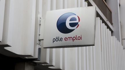 Selon France Stratégie,&nbsp;40% des Français craignent qu'un de leurs proches ou eux-mêmes perdent leur emploi dans les mois à venir (VINCENT ISORE / MAXPPP)