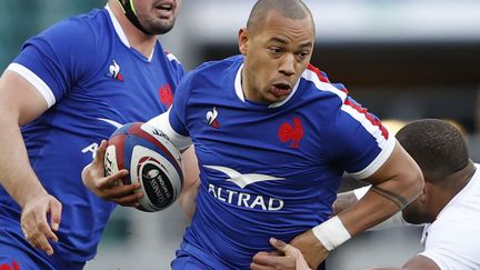 Le centre du XV de France, Gaël Fickou face à l'Angleterre lors du Tournoi des Six Nations, le 13 mars 2021.  (ADRIAN DENNIS / AFP)