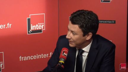 Le porte-parole du gouvernement Benjamin Griveaux sur France Inter, le 3 mai 2018.&nbsp; (FRANCE INTER)